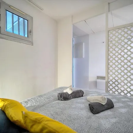 Les Cinq - 2 Min Mer - Piscine - Terrasse - Vca Apartment *